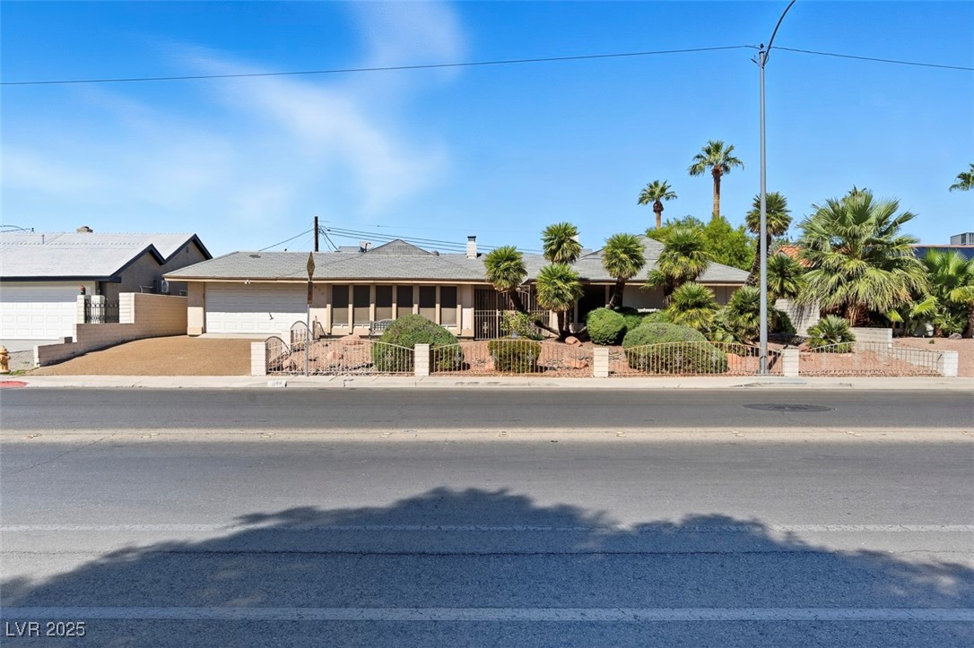 1870 East Viking Road