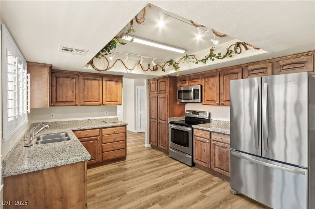 3641 White Plains Drive