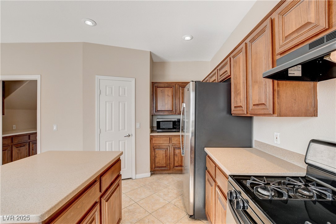 5030 Amber Crossing Street