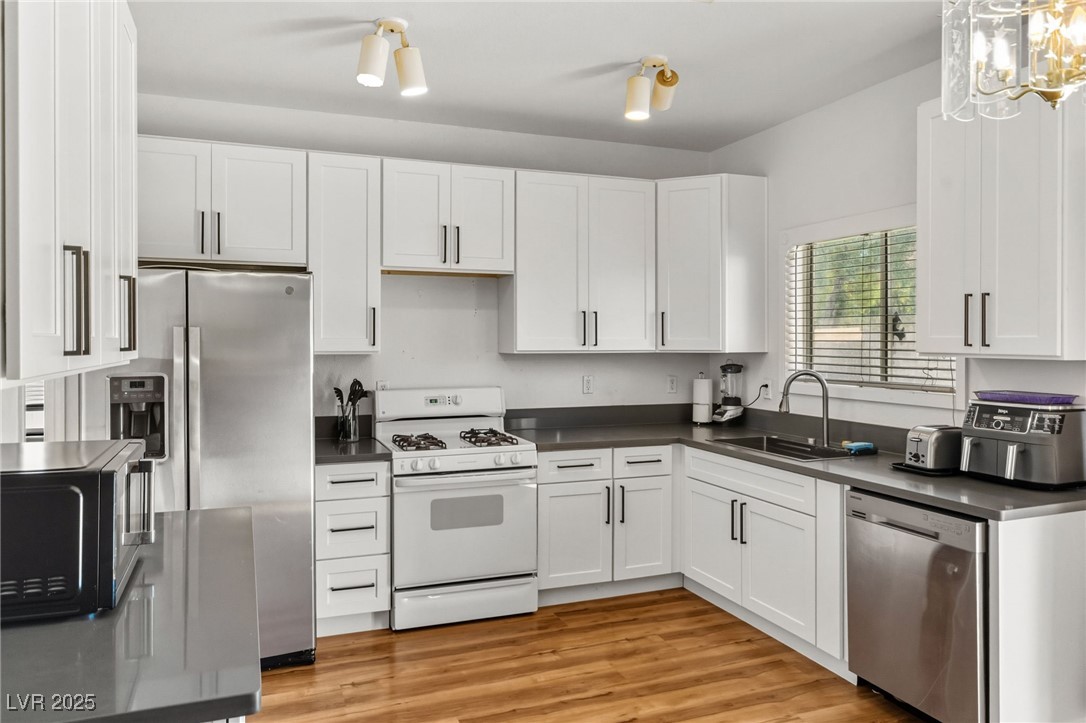 8036 Hurricane Cove Court