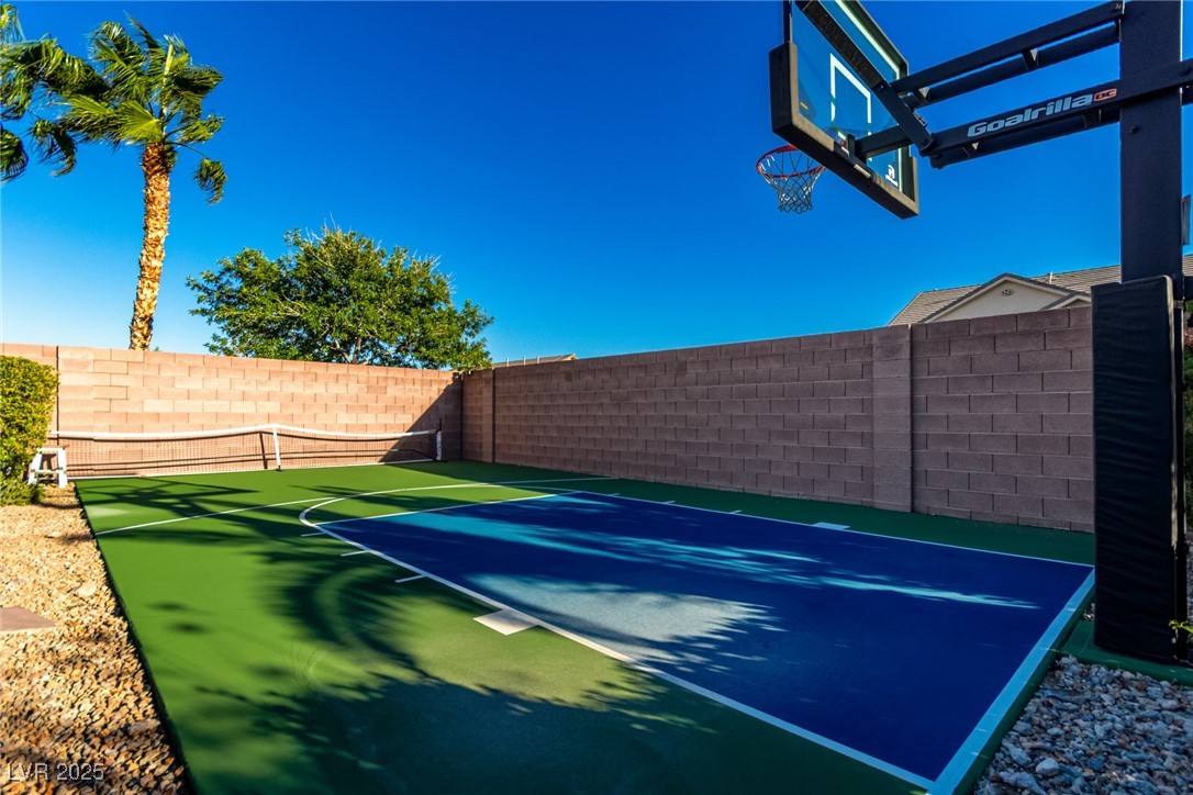 4736 Barcelona Ridge Court