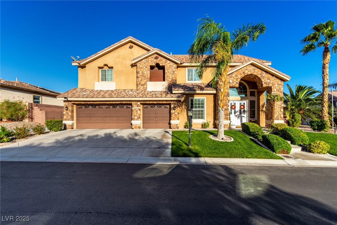 4736 Barcelona Ridge Court