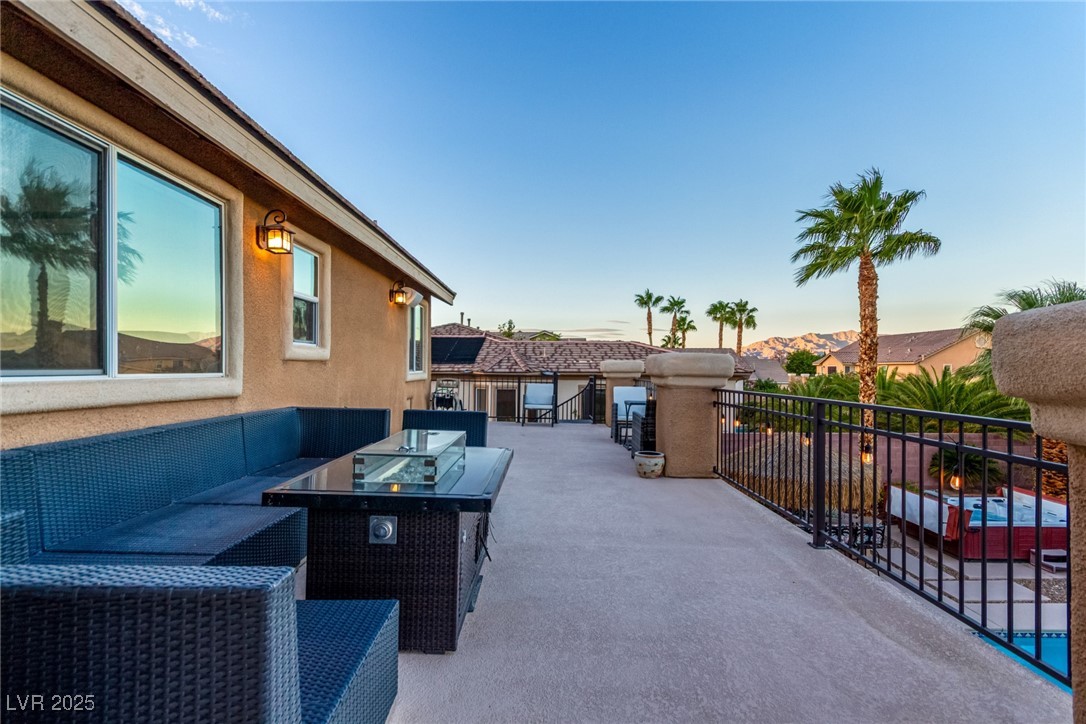 4736 Barcelona Ridge Court