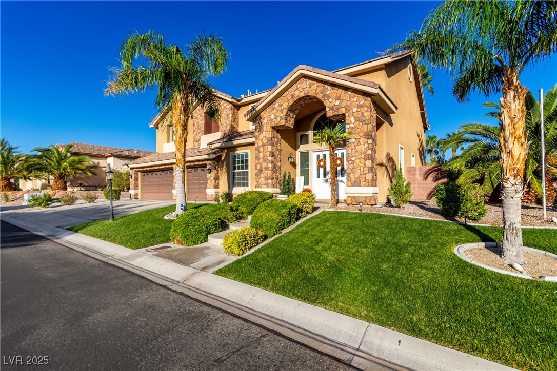 4736 Barcelona Ridge Court