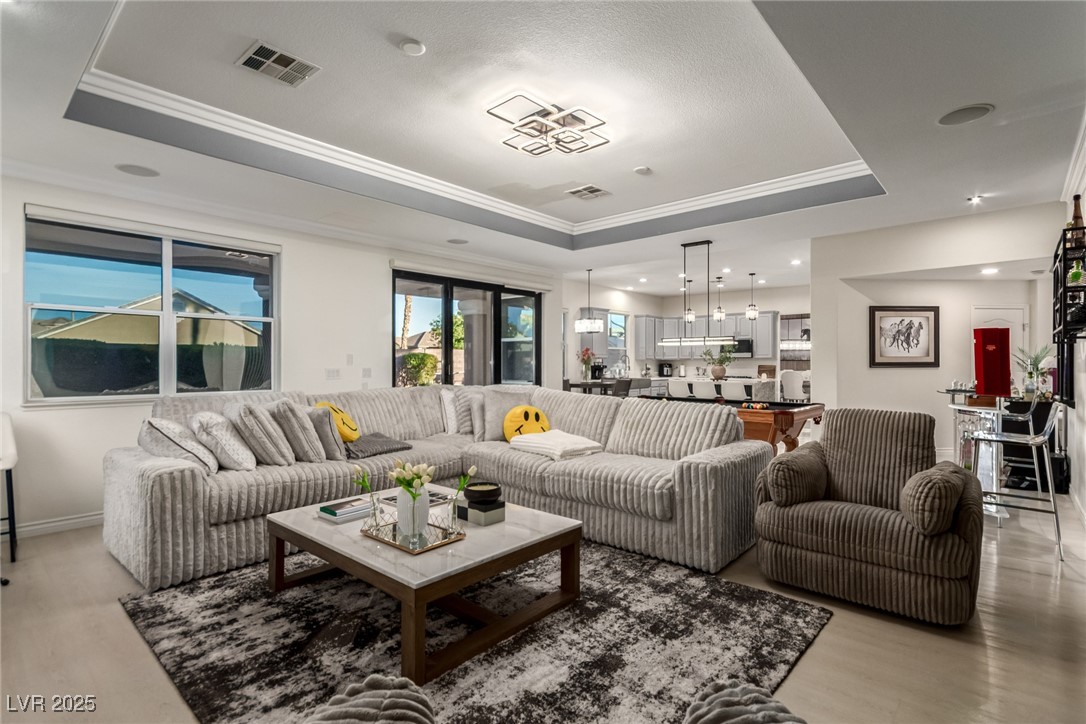 4736 Barcelona Ridge Court