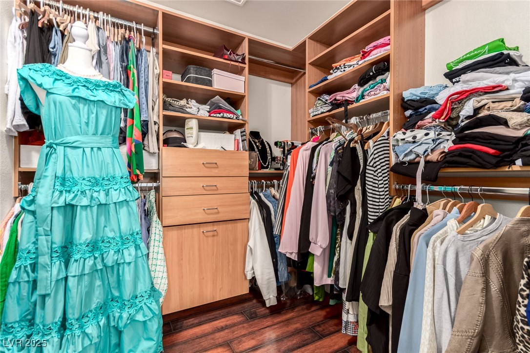 4736 Barcelona Ridge Court