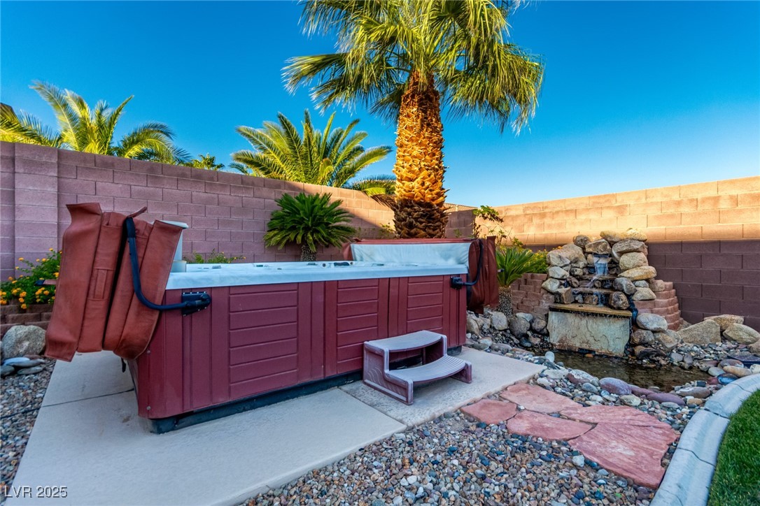 4736 Barcelona Ridge Court
