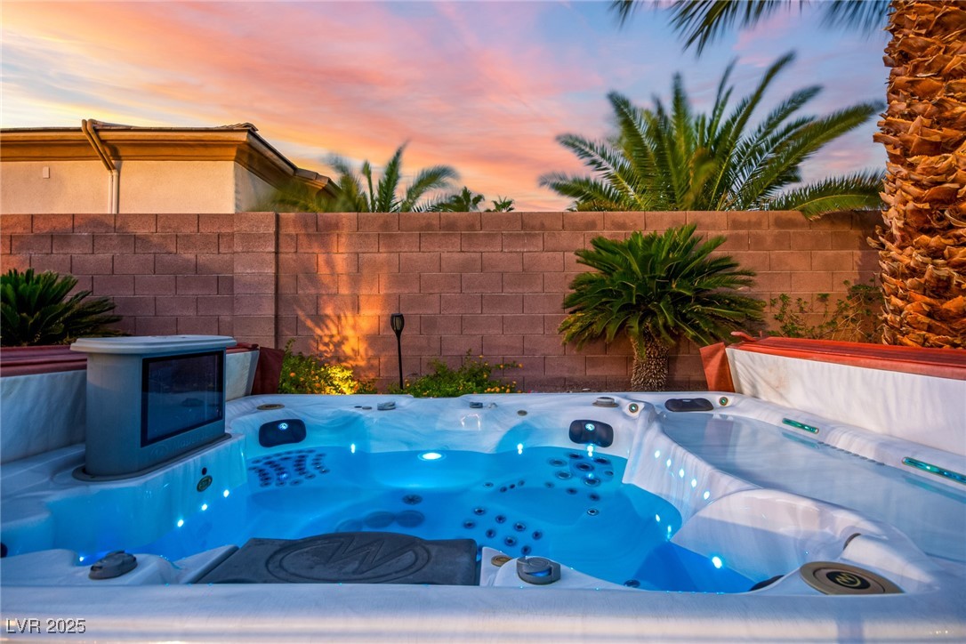 4736 Barcelona Ridge Court
