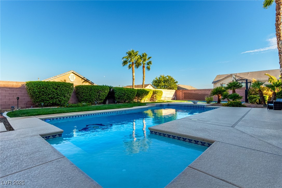 4736 Barcelona Ridge Court