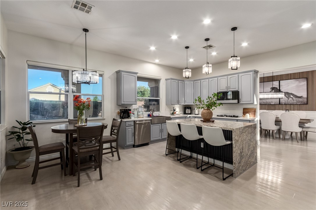 4736 Barcelona Ridge Court