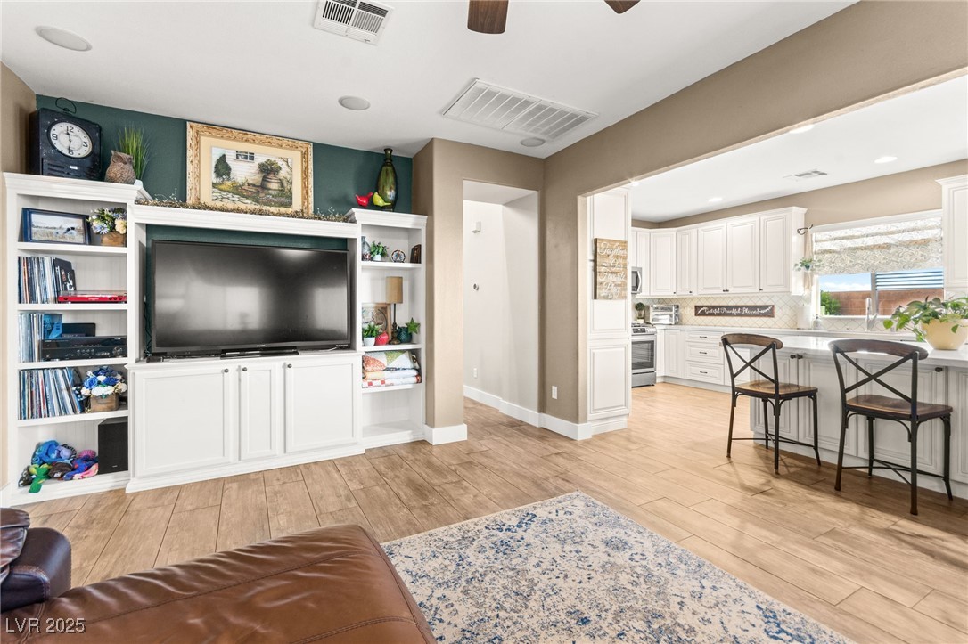 4405 San Gabriel Hill Avenue