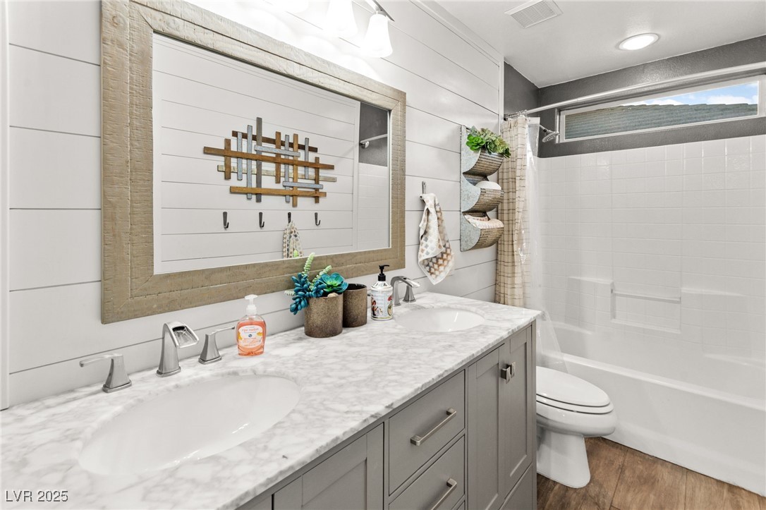 4405 San Gabriel Hill Avenue