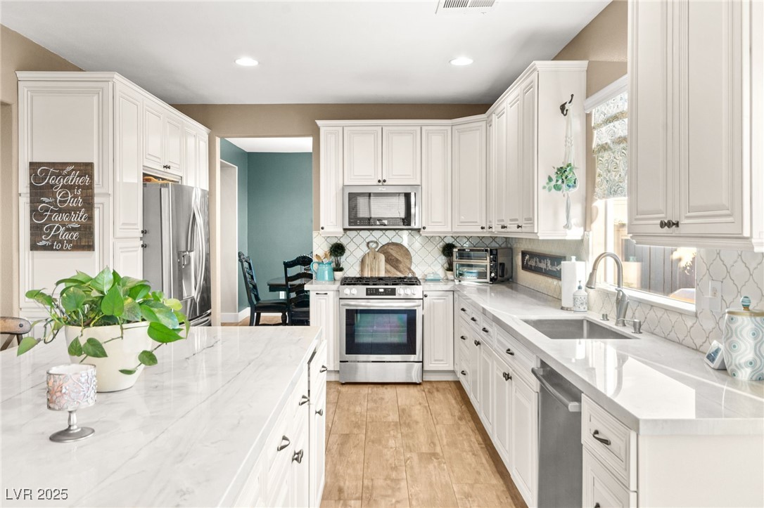 4405 San Gabriel Hill Avenue