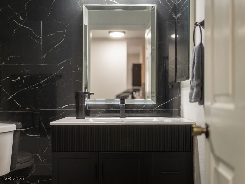 5650 East Sahara Avenue 2010