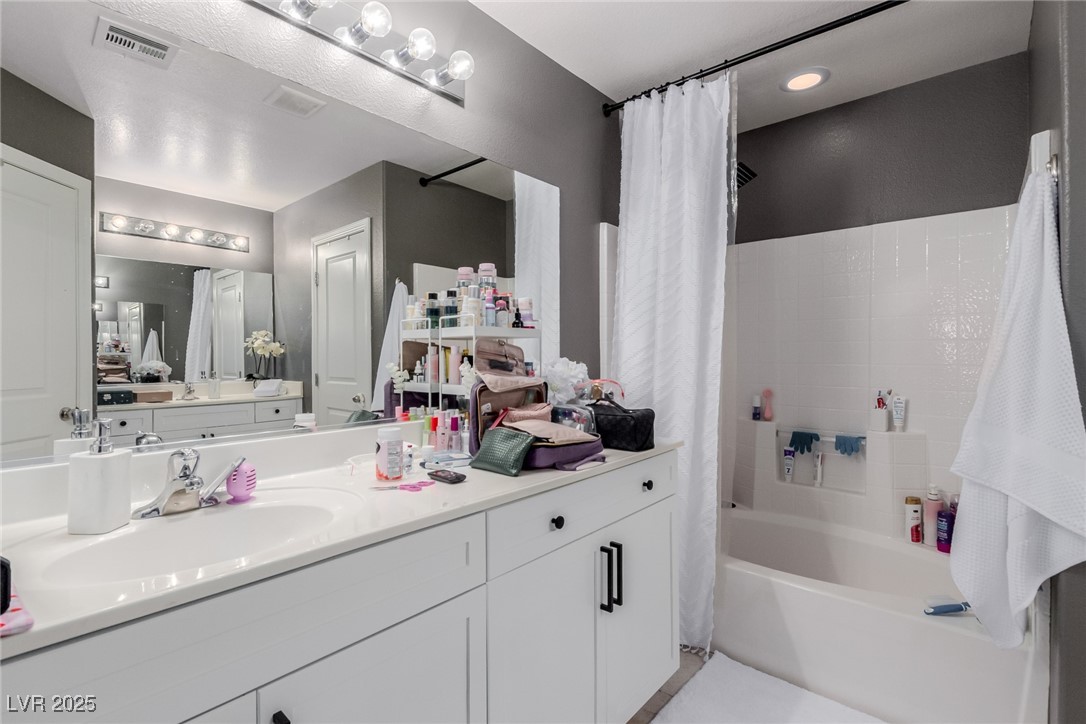 8968 Horizon Hyatt Avenue