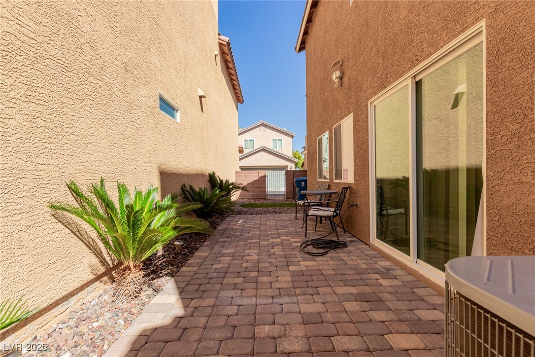 8968 Horizon Hyatt Avenue