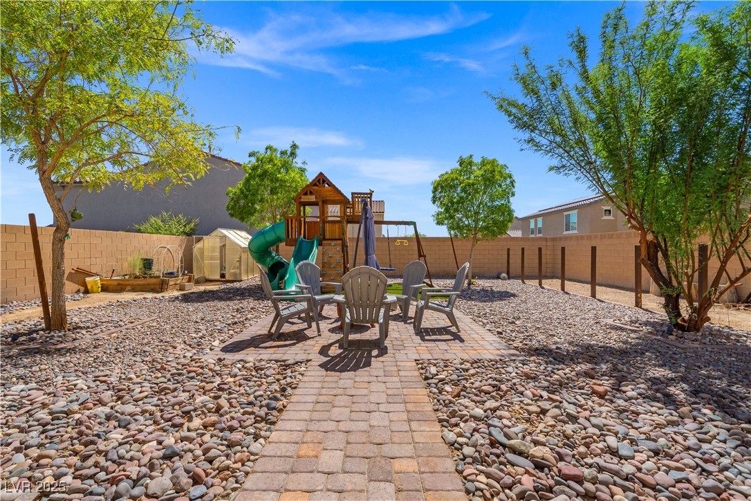 5640 Vermillion Ridge Street