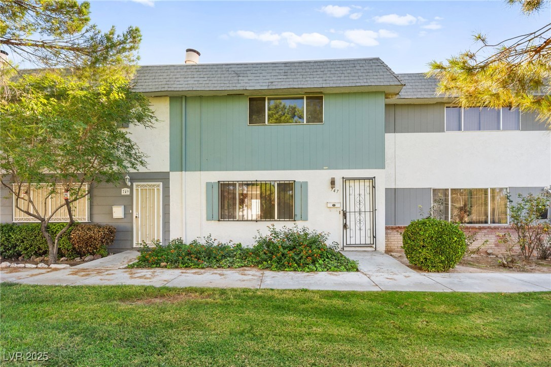 747 Greenbriar Townhouse Way