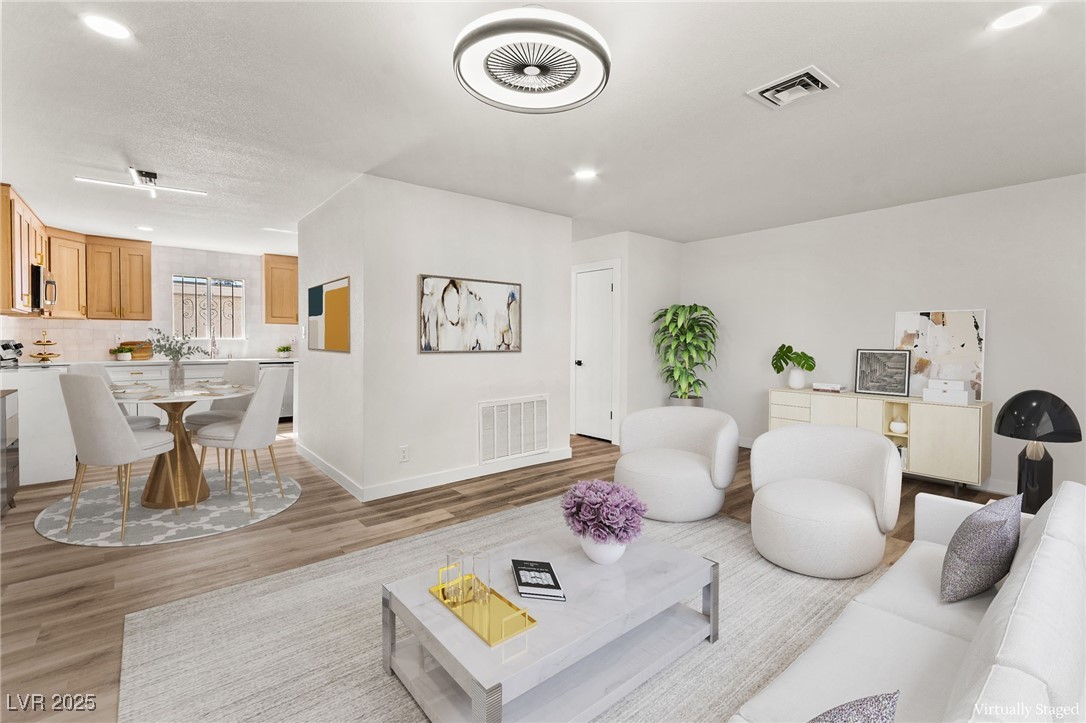 747 Greenbriar Townhouse Way