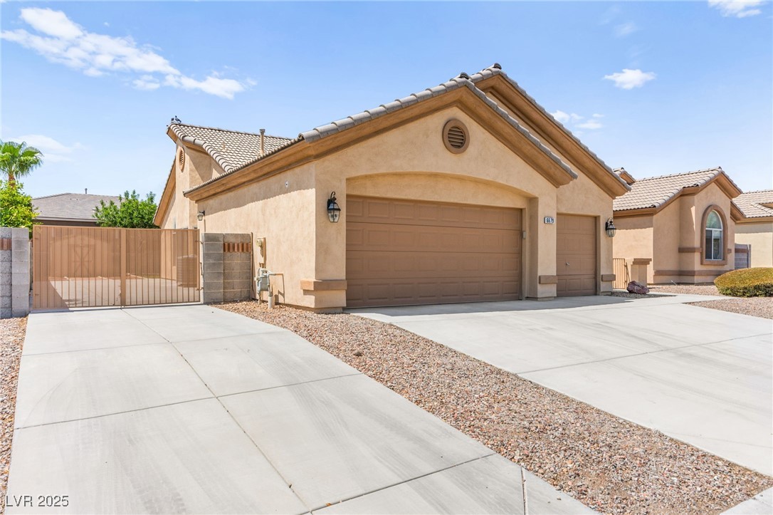 6679 Alpine Brooks Avenue