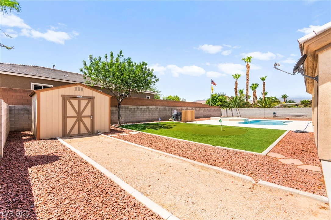 6679 Alpine Brooks Avenue