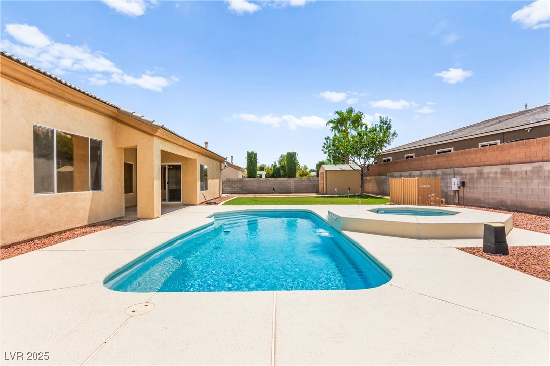 6679 Alpine Brooks Avenue