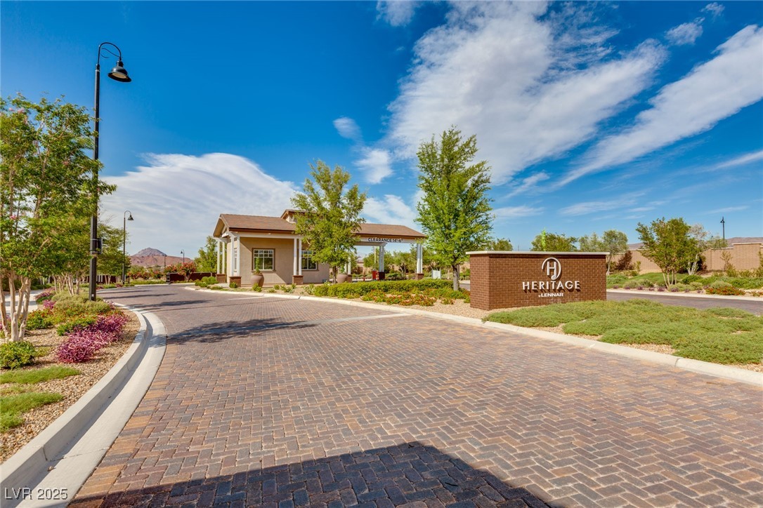 209 Bellini Peak Avenue