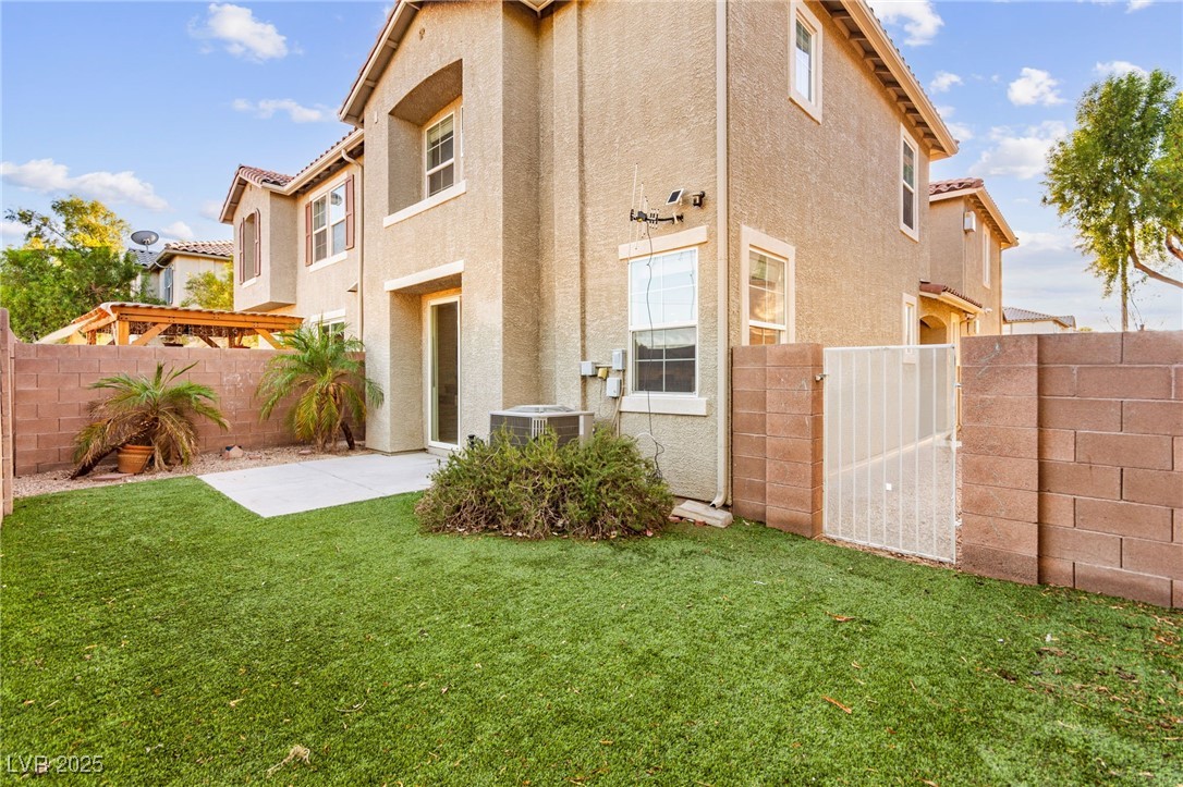 4350 Westbury Square Street 2