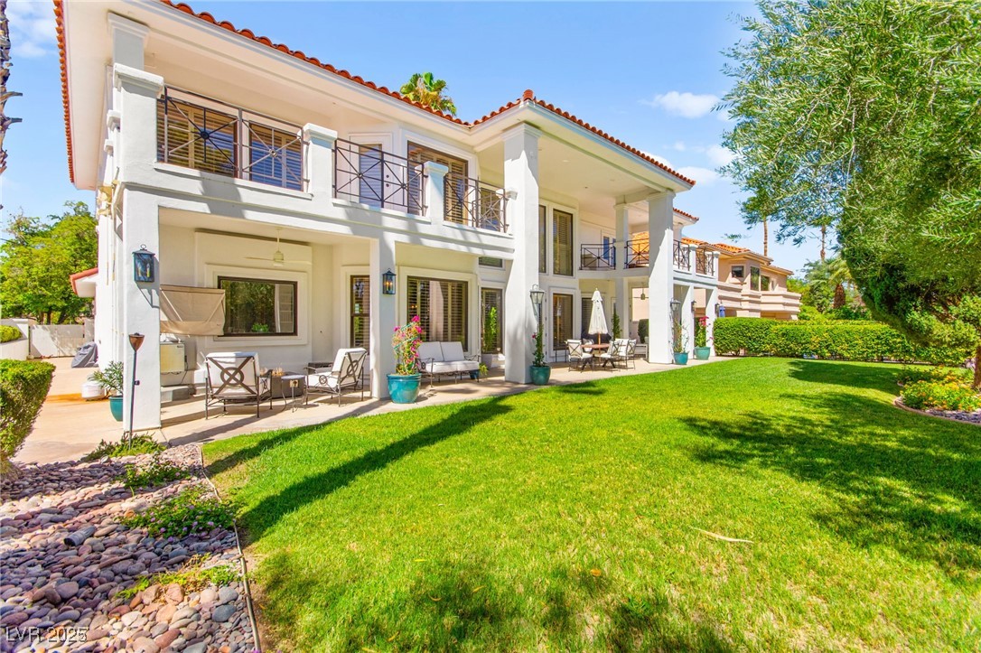 8901 Robinson Ridge Drive