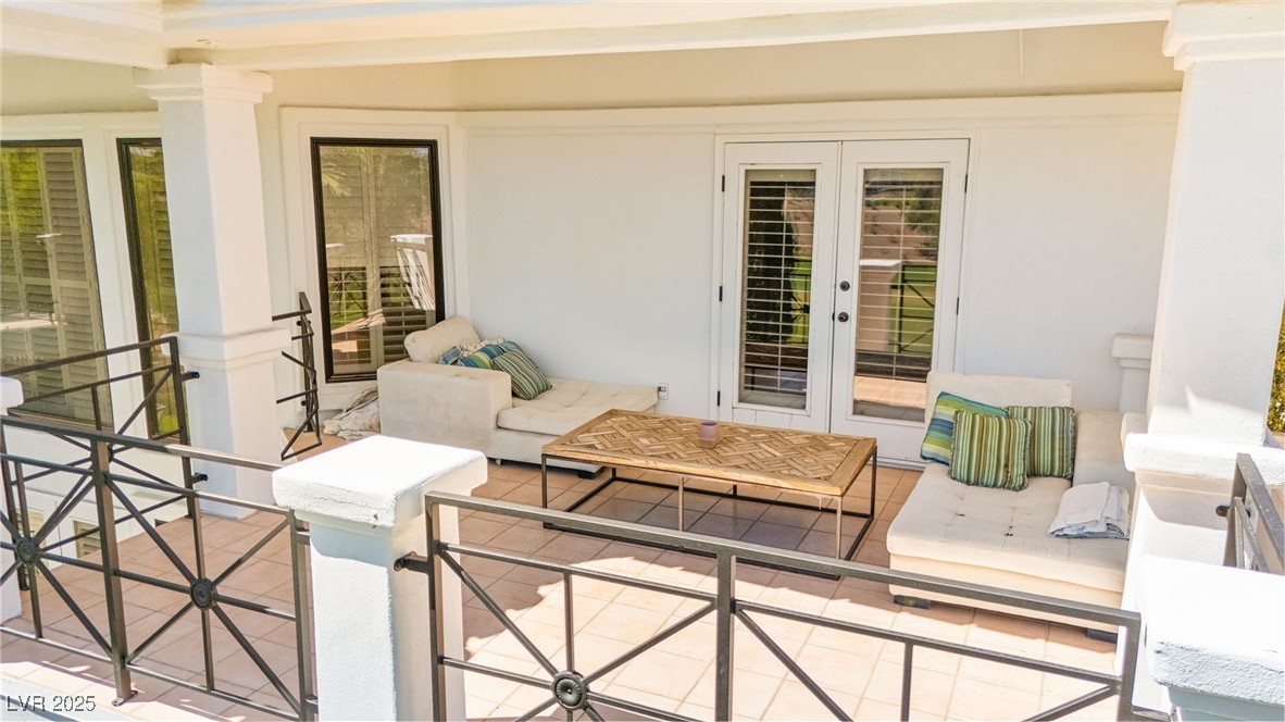 8901 Robinson Ridge Drive