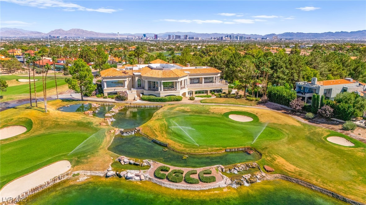 8901 Robinson Ridge Drive