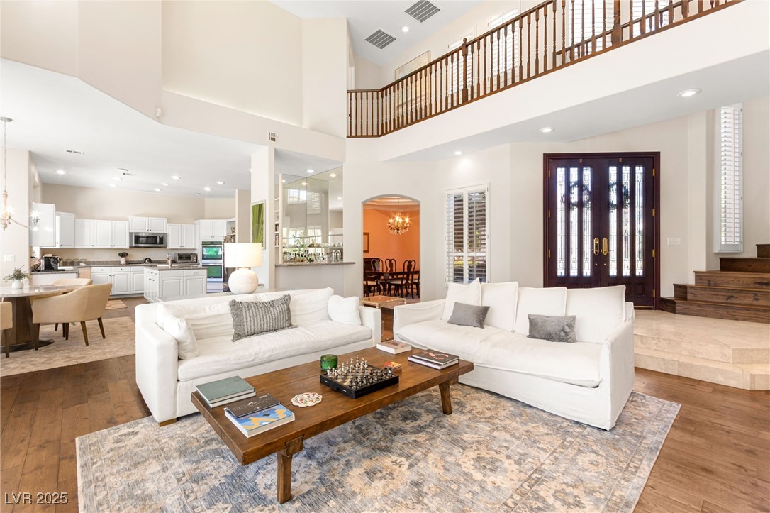 8901 Robinson Ridge Drive