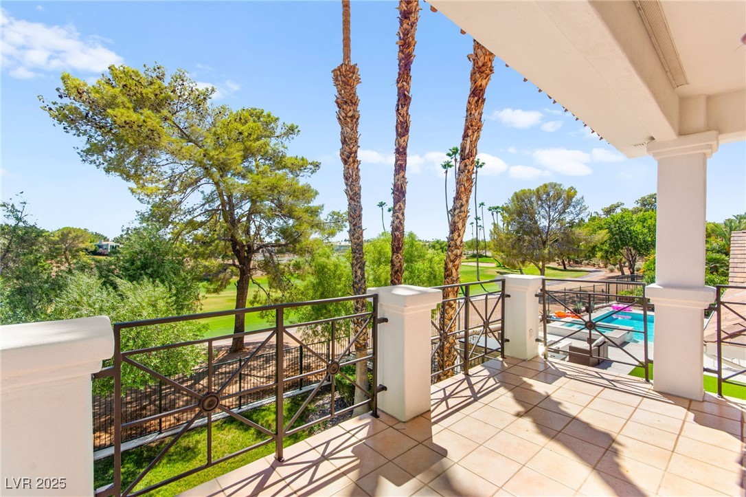 8901 Robinson Ridge Drive