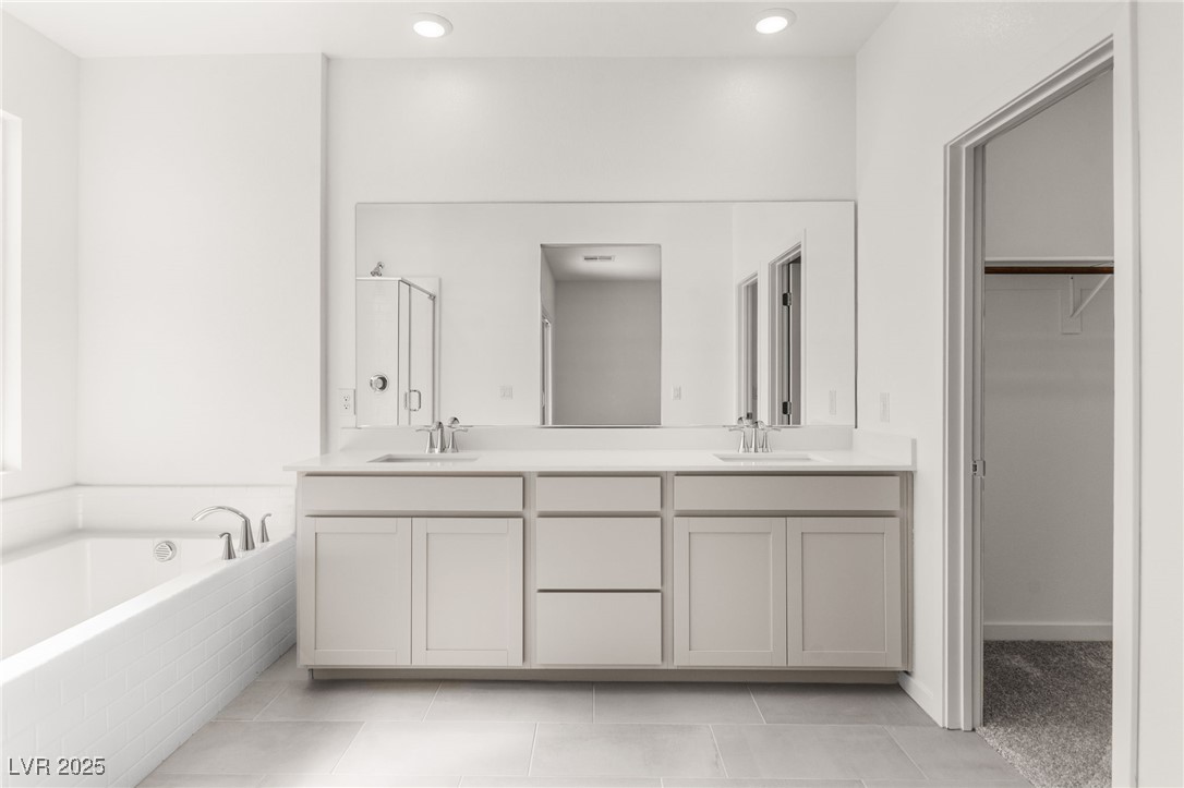 302 Walsh Peak Avenue