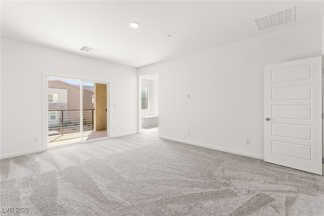 302 Walsh Peak Avenue