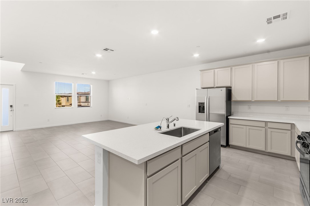 302 Walsh Peak Avenue