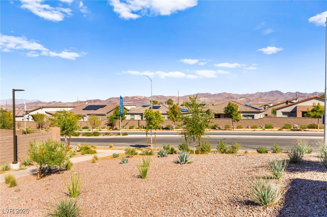 302 Walsh Peak Avenue