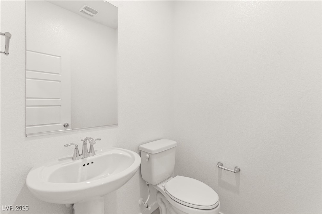 302 Walsh Peak Avenue