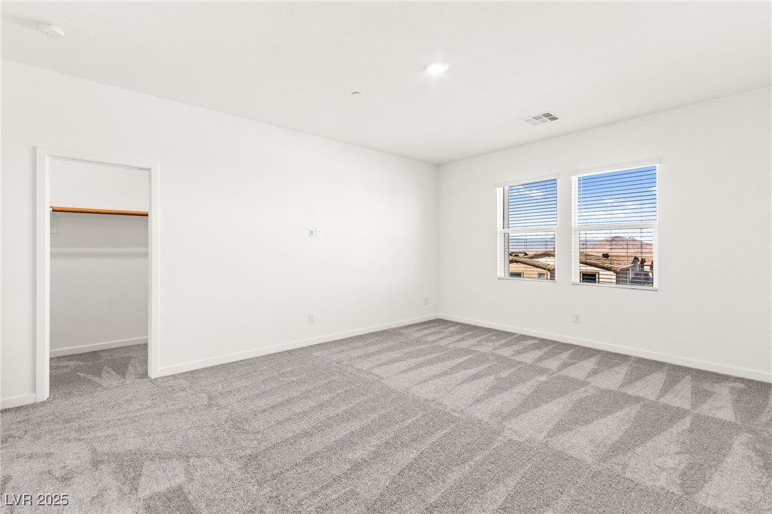 302 Walsh Peak Avenue