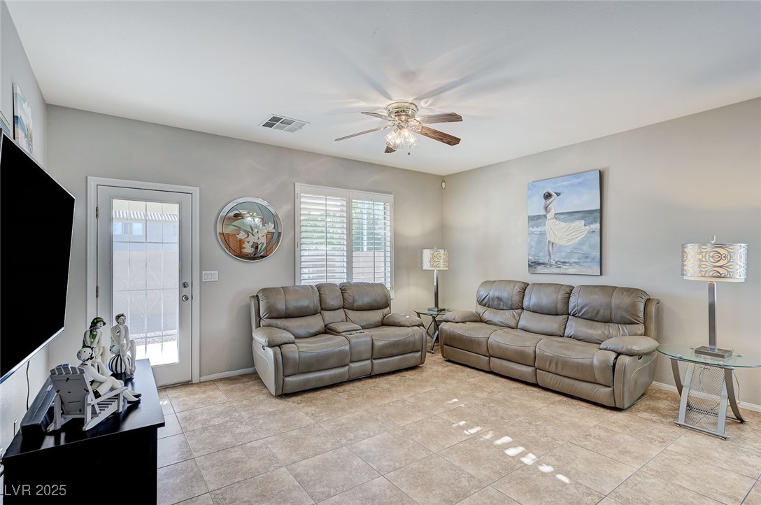 3739 Squirrel Street