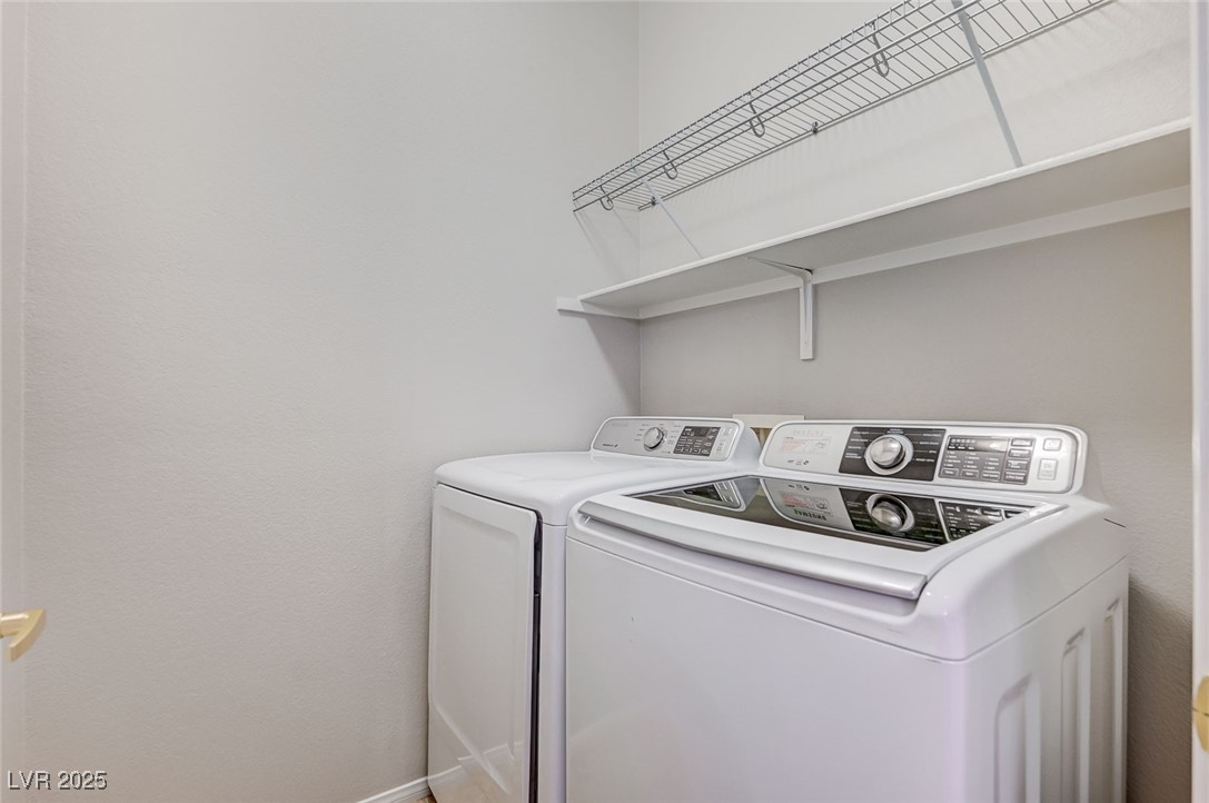 3739 Squirrel Street