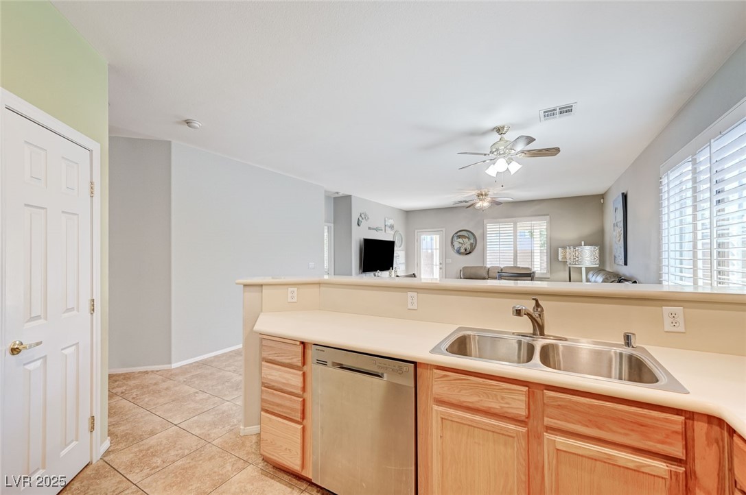 3739 Squirrel Street