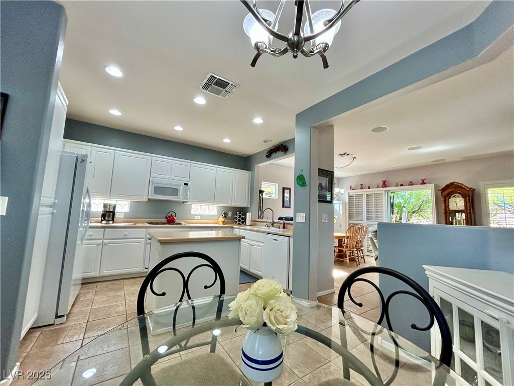 2315 Sand Lily Street