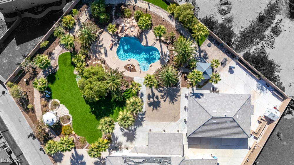 523 Moon Chase Street