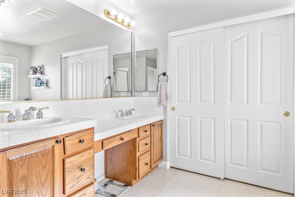 523 Moon Chase Street