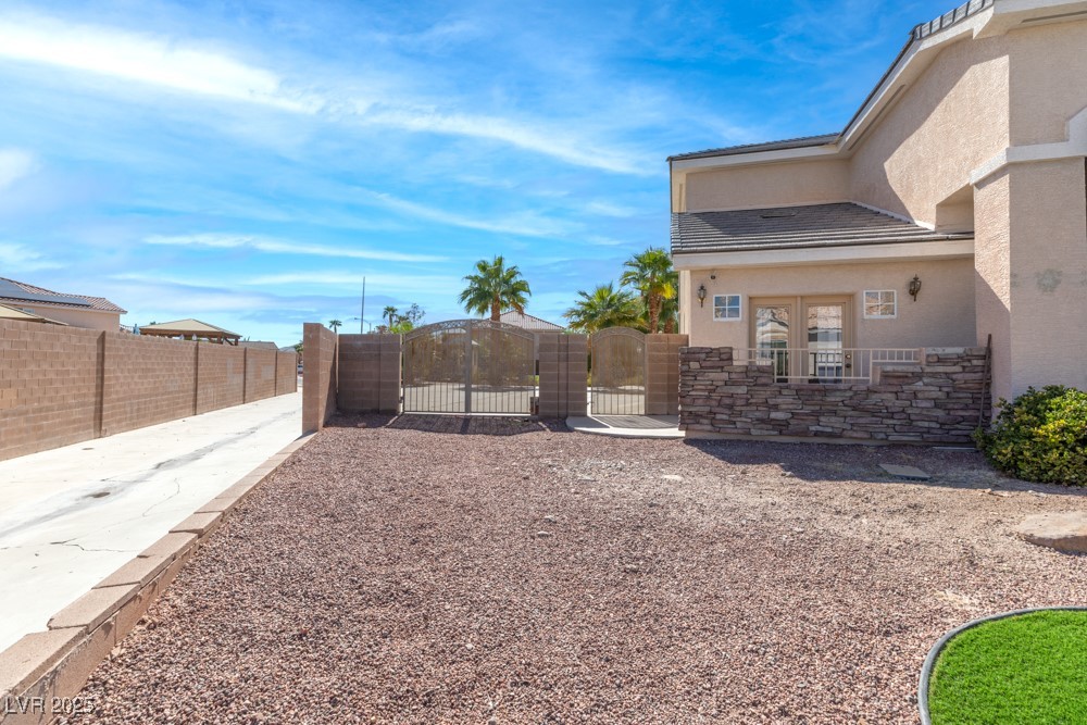 523 Moon Chase Street