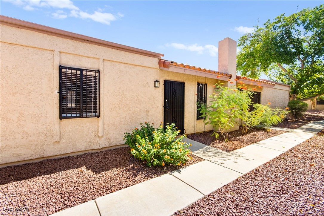 1865 Arbol Verde Way