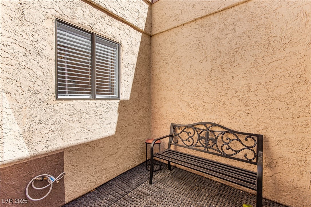 1865 Arbol Verde Way