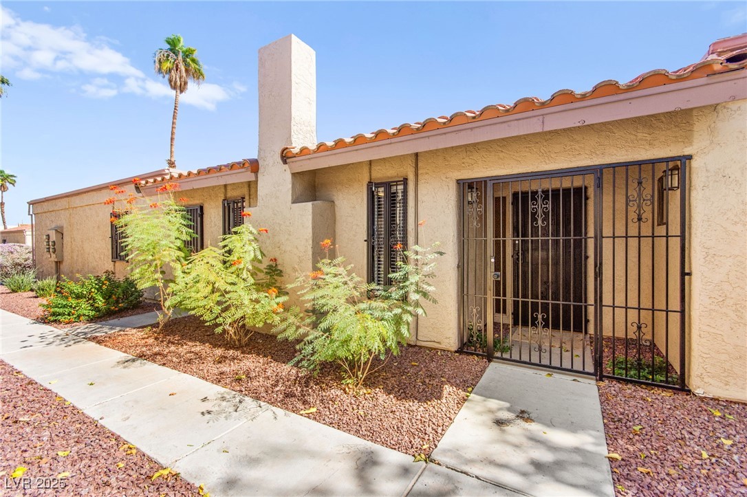 1865 Arbol Verde Way