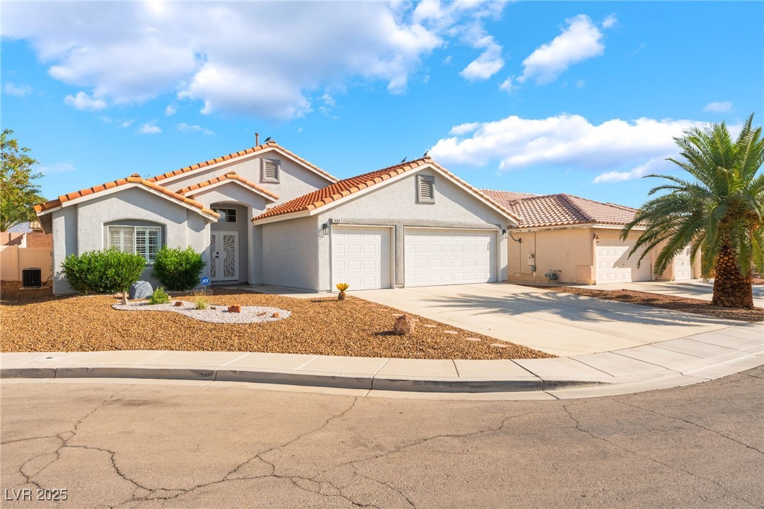 1408 Laughing Larkspur Avenue